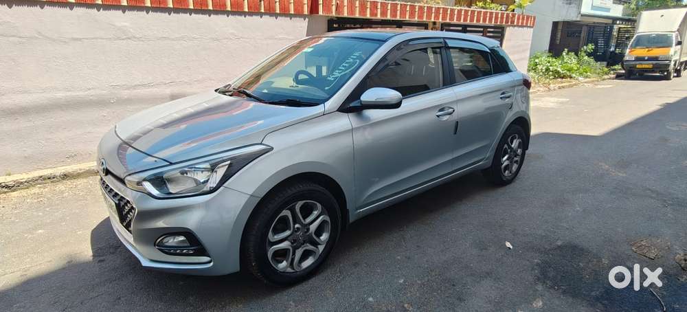 Hyundai I20 Sportz Plus Diesel, 2020
