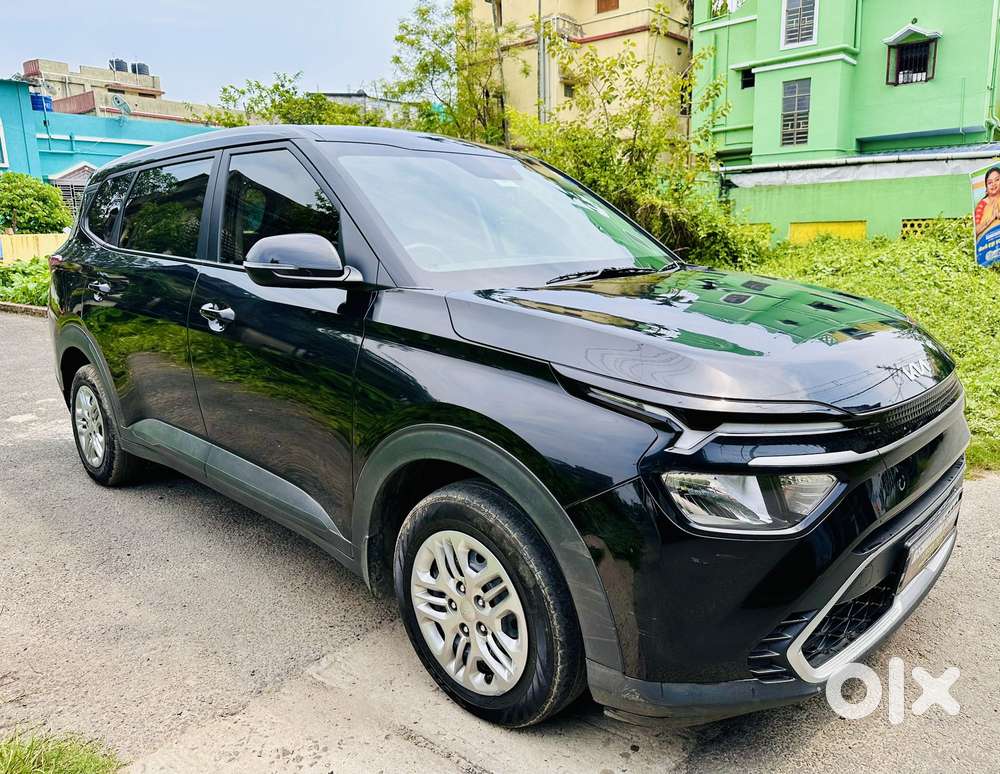 Kia Carens G 1.5 6mt Premium (o) 7-seater, 2024, Petrol