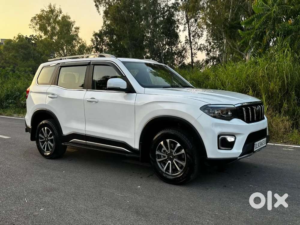Mahindra Scorpio N Z8 Petrol At 7 Str, 2025, Petrol