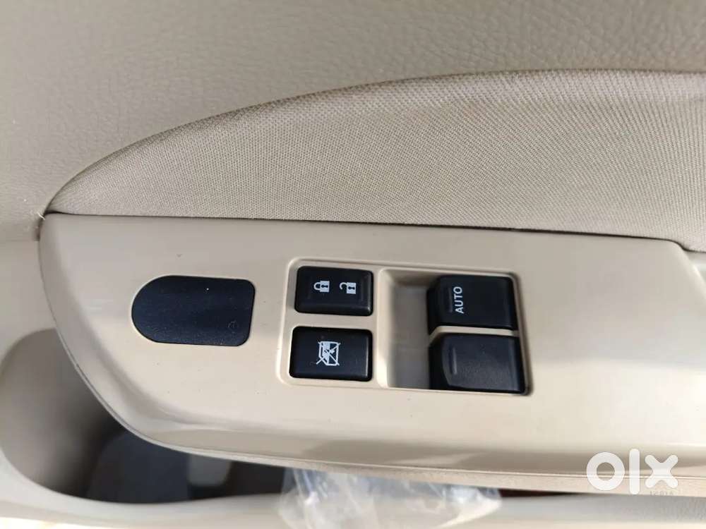 Maruti Suzuki Dzire 2015 Diesel 81000 Km Driven