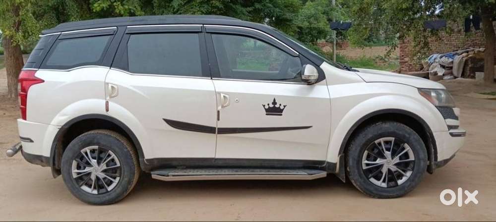 Mahindra Xuv500 2015 Diesel 140000 Km Driven.