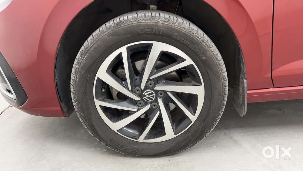 Volkswagen Virtus 1.0 Topline Tsi At, 2023, Petrol