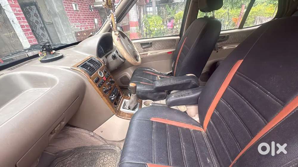 Tata Safari Storme 2012 With Diesel Engine