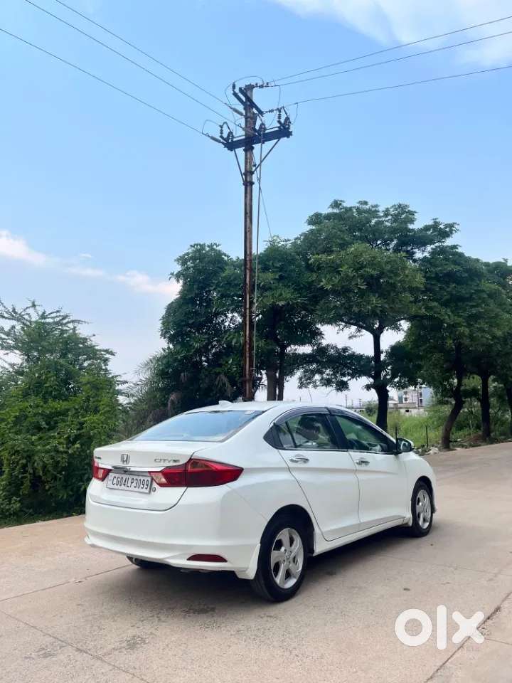 Honda City 1.5 V 4th Gen I-vtec Mt, 2017, Petrol
