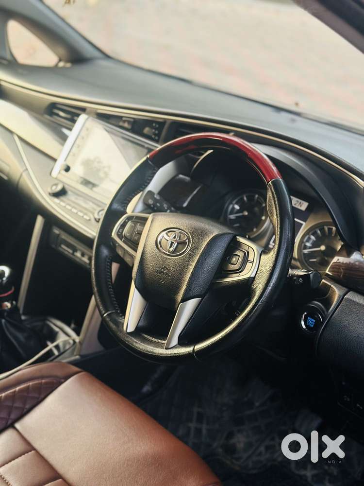 Toyota Innova Crysta 2.4 V 8 Str, 2021, Diesel