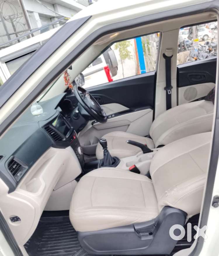 Mahindra Xuv300 W6, 2021, Petrol