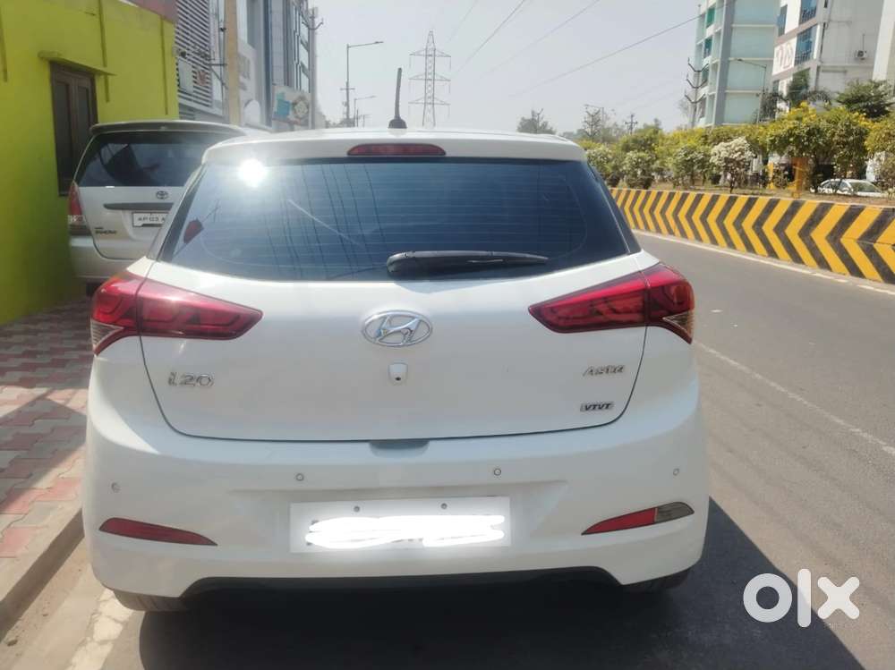 Hyundai I20 Petrol Asta, 2015, Petrol