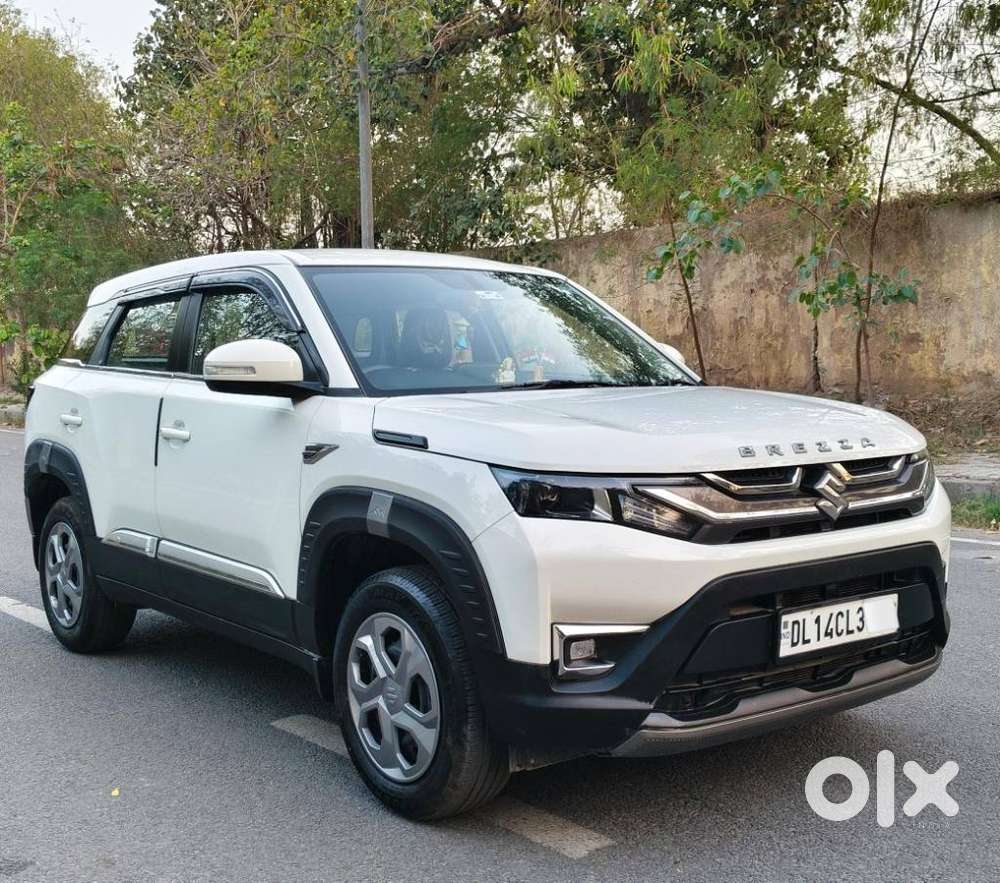 Maruti Suzuki Brezza 1.5 Lxi Smart Hybrid, 2025, Petrol