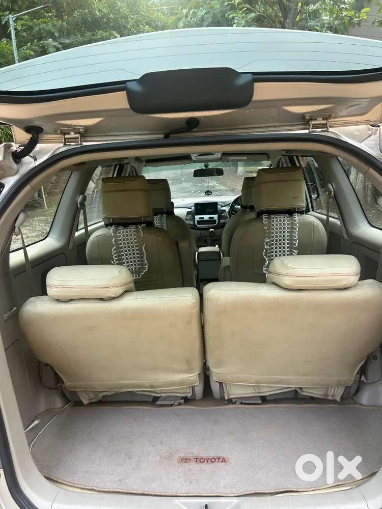 Toyota Innova 2012 Diesel 85000 Km Driven