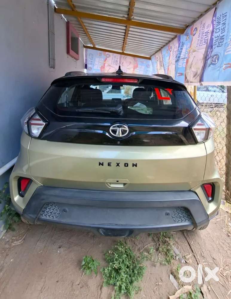 Tata Nexon Kaziranga Premium Diesel