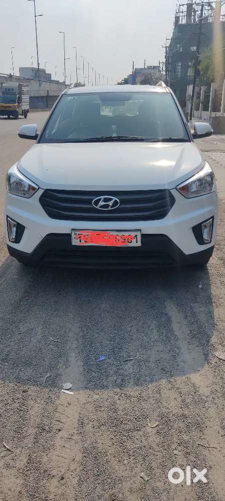 Hundai Creta Car 2018 Petrol Rs 725000