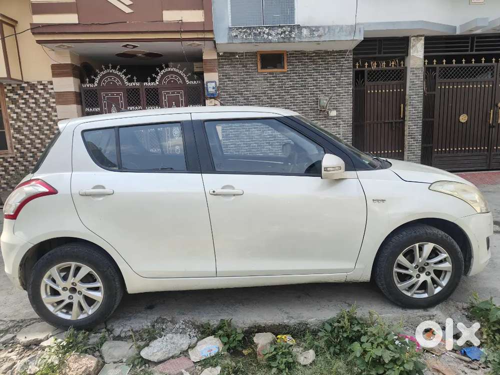 Swift In Excellent Condition For Sale