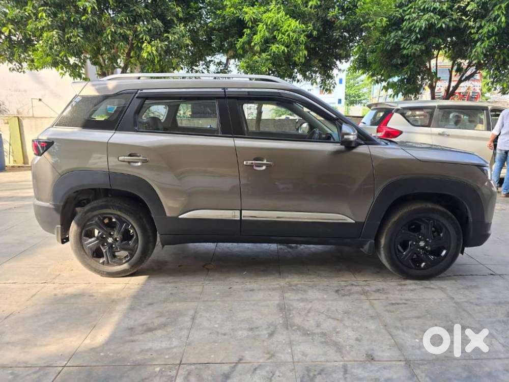 Maruti Suzuki Brezza 1.5 Zxi Smart Hybrid, 2024, Petrol