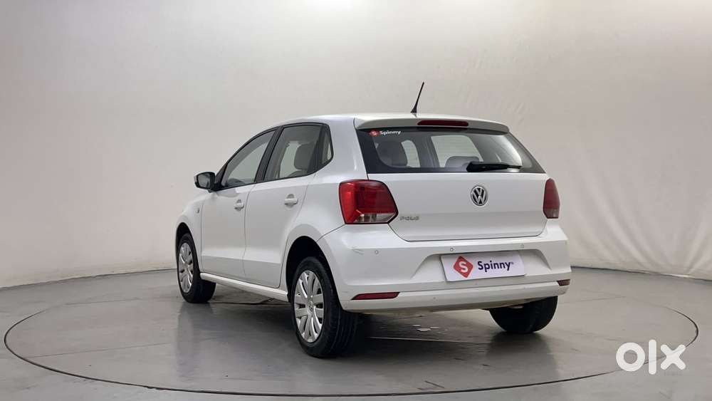 Volkswagen Polo Petrol Highline 1.2l, 2015, Petrol