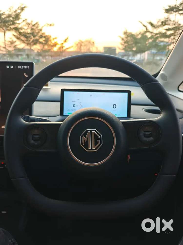 Mg Windsor Ev Essence Pro 52.9kw (2025) Electric 25,000km Driven