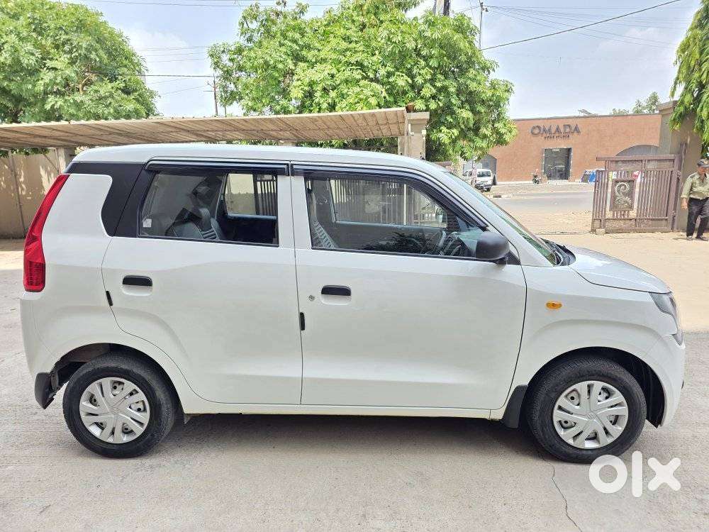 Maruti Suzuki Wagon R Lxi 1.0, 2023, Cng & Hybrids
