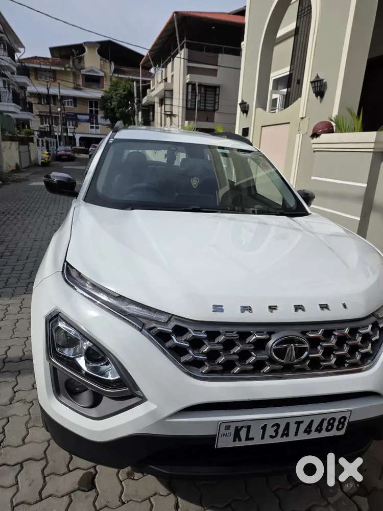 Tata Safari Diesel Auto 2021 As Good As New Only Company Service