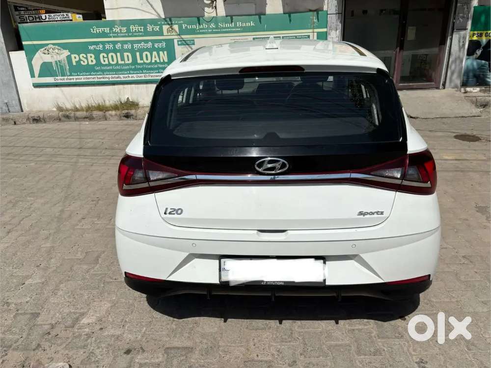 Hyundai I20 Sportz 1.2 Kappa Ivt Automatic (2021) – Polar White
