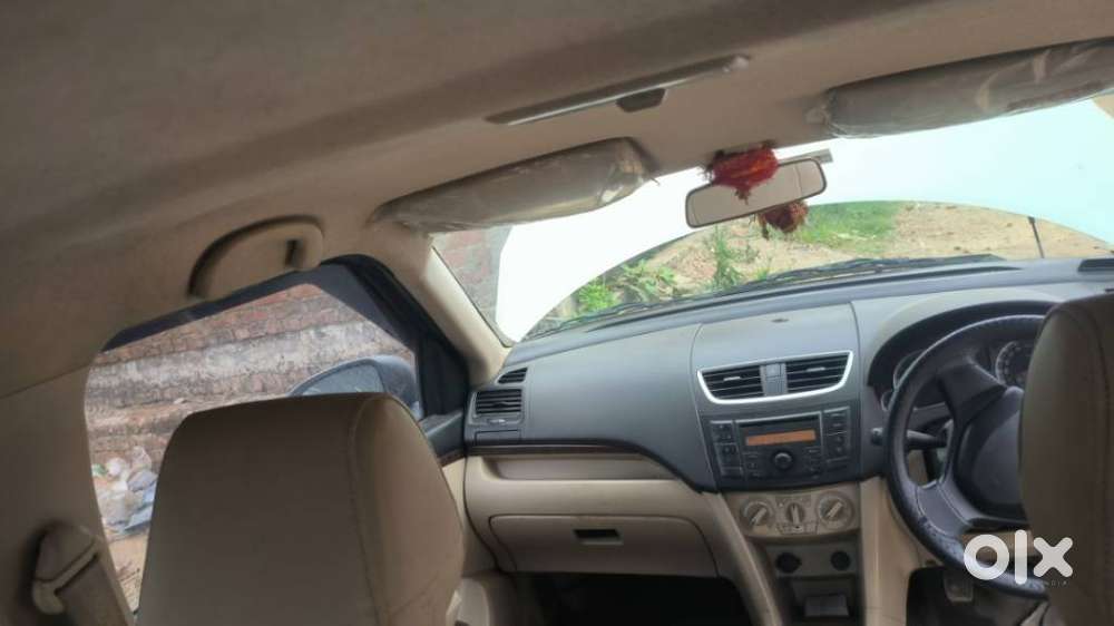 Maruti Suzuki Swift Dzire 1.2 Vxi Bsiv, 2014, Petrol