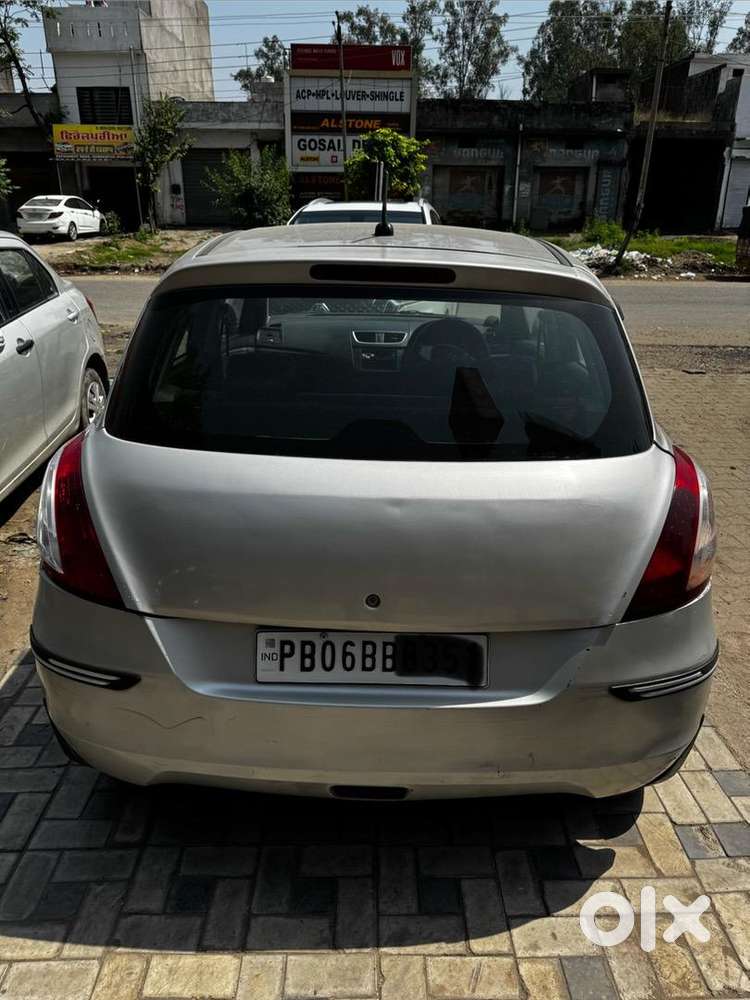 Maruti Suzuki Swift Diesel (2013)/rc Valid Till 2028/excellent Mileage