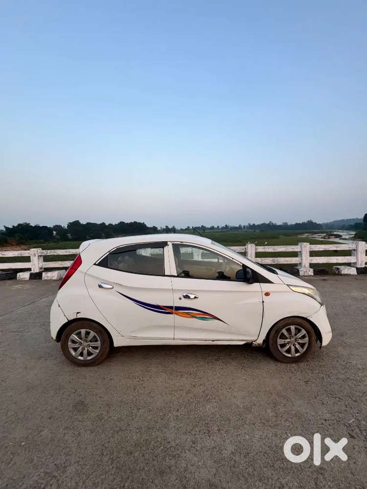 2015 Hyundai Eon Magna +