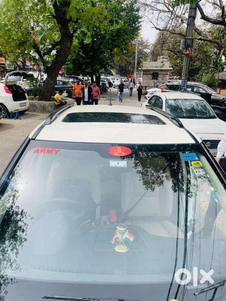 Mahindra Xuv300 W6, 2022, Petrol