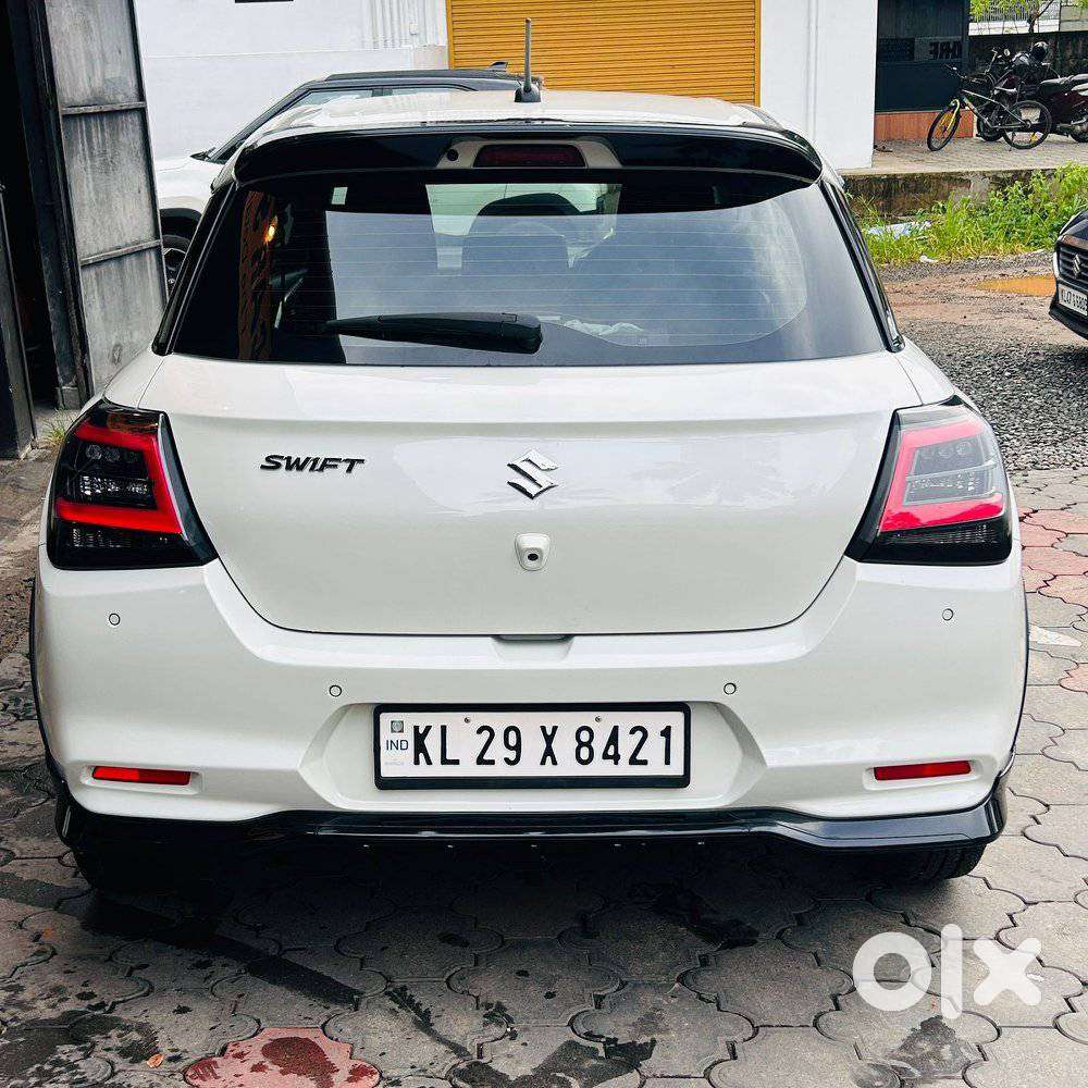 Maruti Suzuki Swift Amt Vvt Zxi, 2025, Petrol