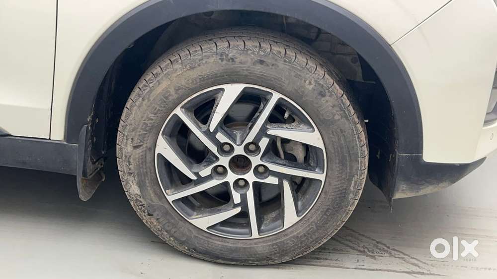 Mahindra Xuv300 W8 Option Diesel, 2022, Diesel