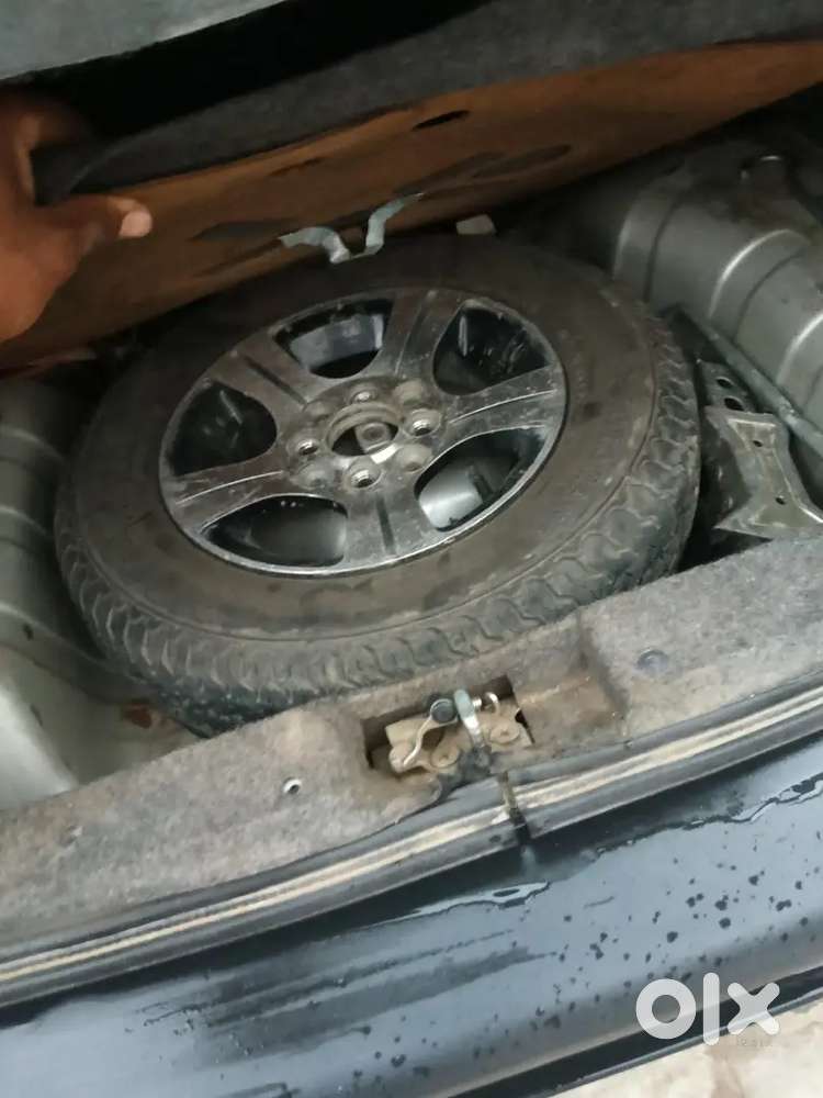 Maruti Suzuki 800 2012