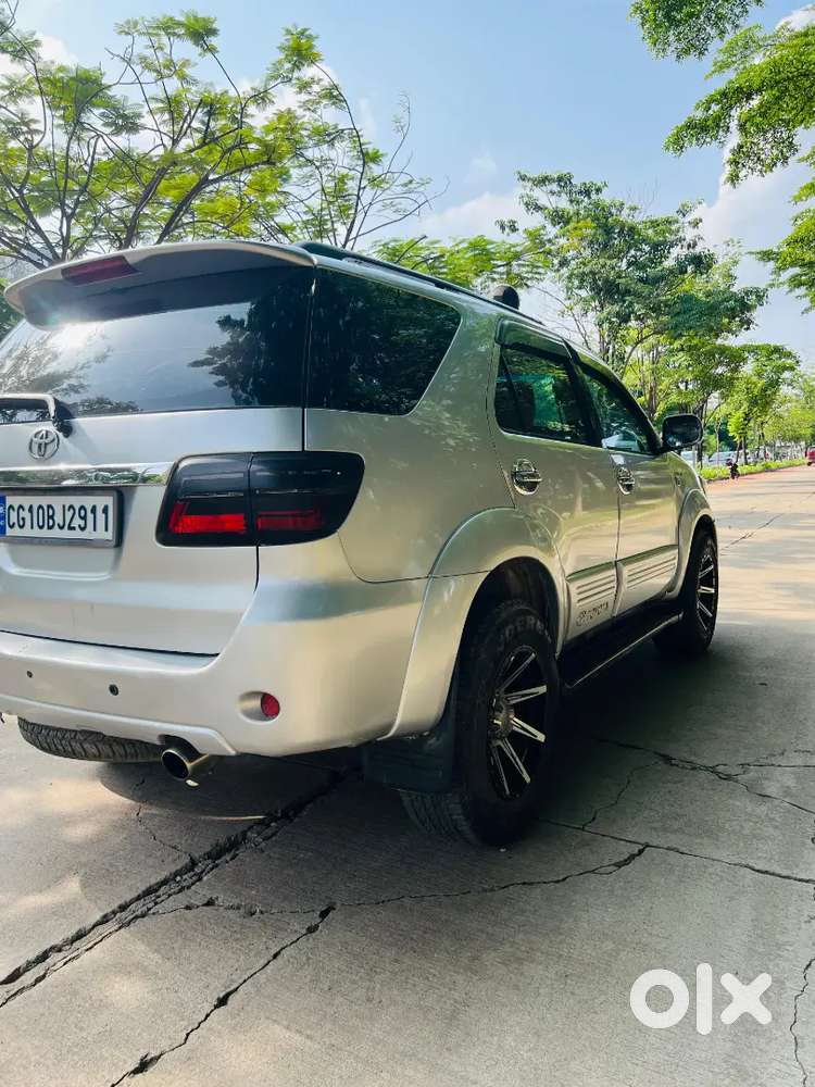 Rto 2030 Valid Fortuner 4×4 Insurance Valid Well Maintain