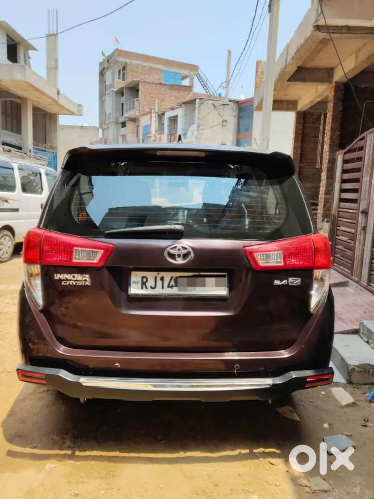 Toyota Innova Crysta 2.4 2019