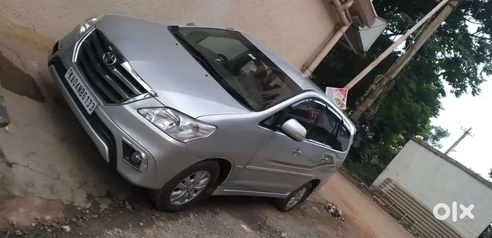 Toyota Innova 2011 Diesel 182000 Km Driven