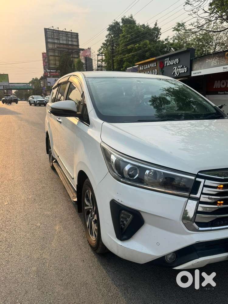 Toyota Innova Crysta 2.4 V, 2022, Diesel