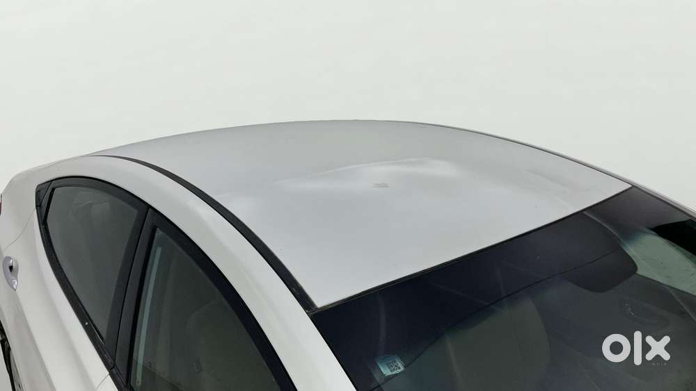 Hyundai New Elantra [ ] 1.6 Sx Diesel Mt, 2015, Diesel