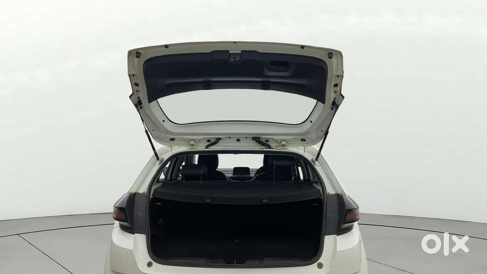 Tata Altroz Xz Icng, 2024, Cng & Hybrids