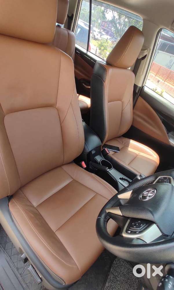 Toyota Innova Crysta, 2022, Petrol