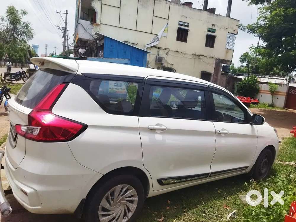Maruti Suzuki Ertiga Vxi 2022