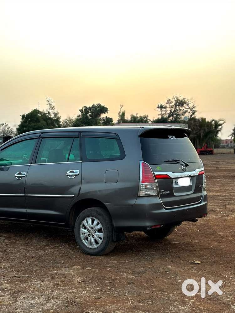 Toyota Innova Diesel 2011