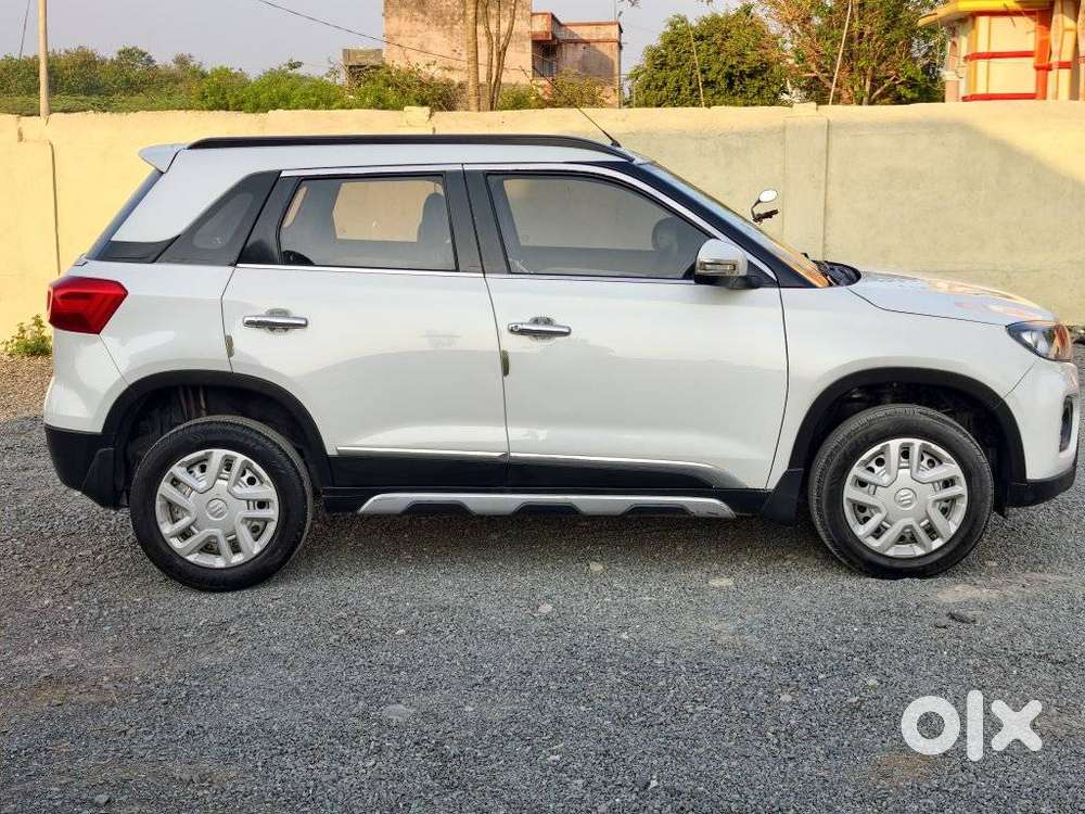 Maruti Suzuki Brezza 1.5 Lxi Cng, 2021, Cng & Hybrids