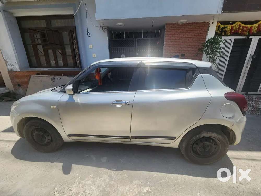 2018 Maruti Suzuki Swift Lxi 2nd Owner