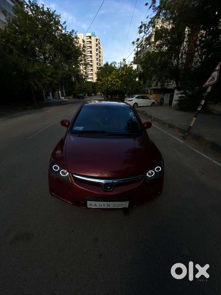 Honda Civic Petrol automatic with padle 2007 Year with mag wheel