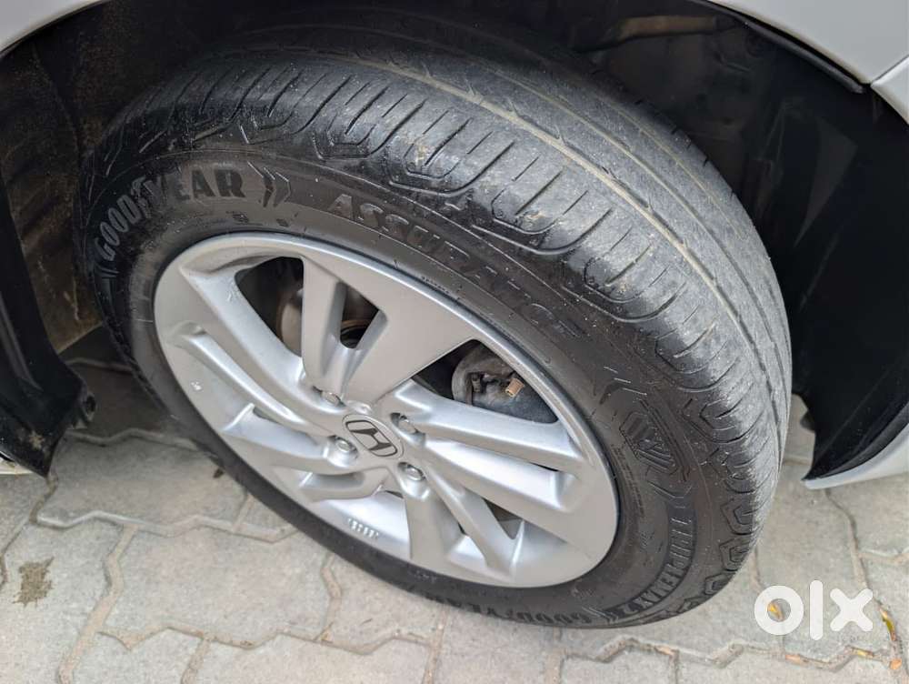 Honda Jazz V Automatic, 2015, Petrol