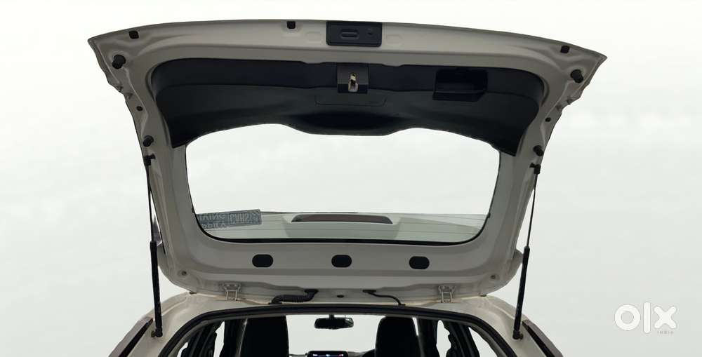 Toyota Urban Cruiser Taisor V 1.0 Petrol At, 2024, Petrol