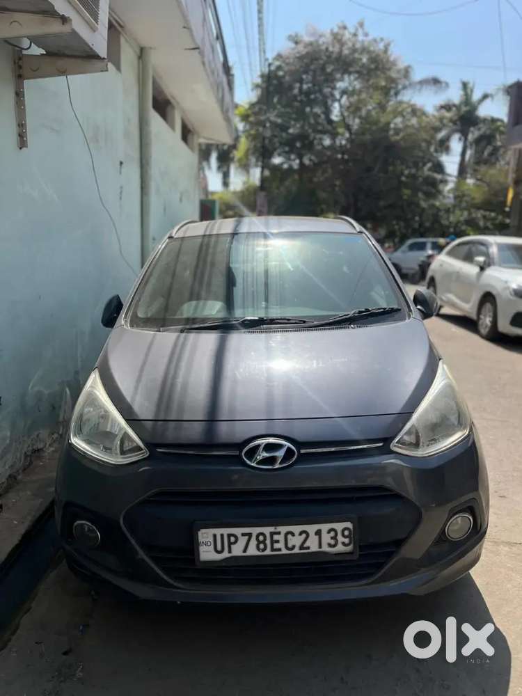 2nd Owner Hyundai Grand 2017 Petrol Manual