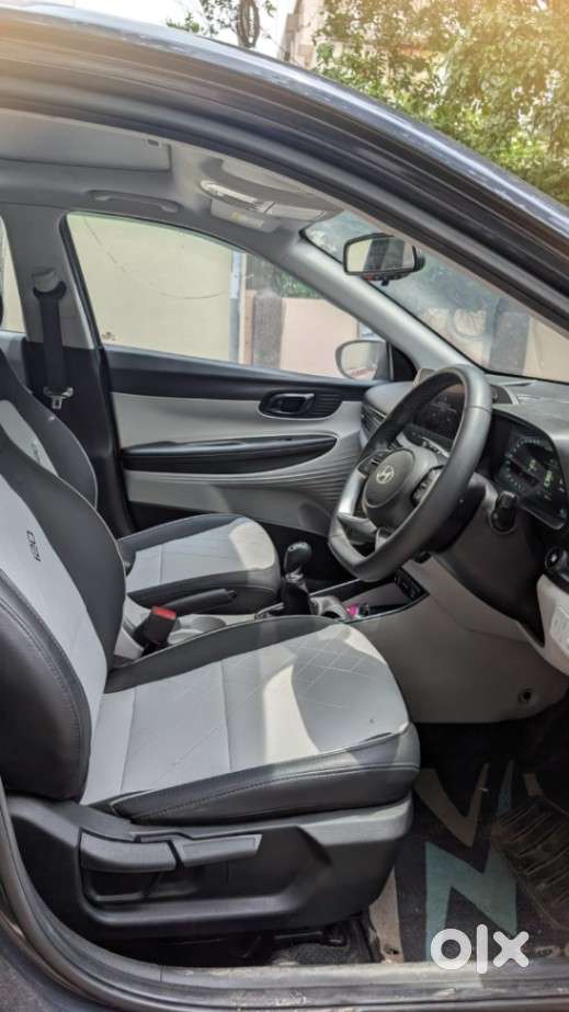 Hyundai I20 Asta (o) 1.2 Mt Dual Tone, 2024, Petrol