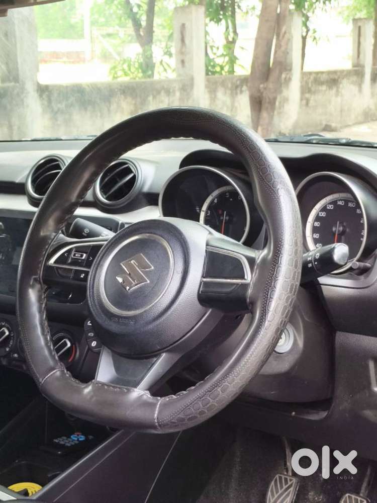 Maruti Suzuki Swift Vxi + Manual, 2023, Petrol