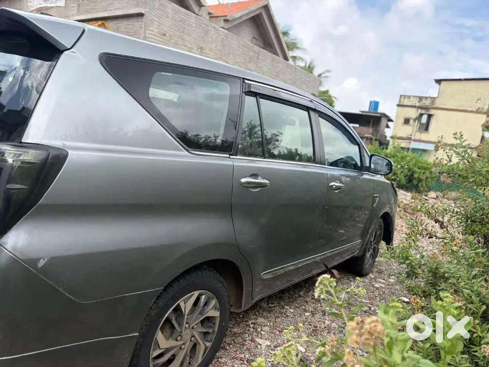 Toyota Innova Crysta 2016 2.4g Plus