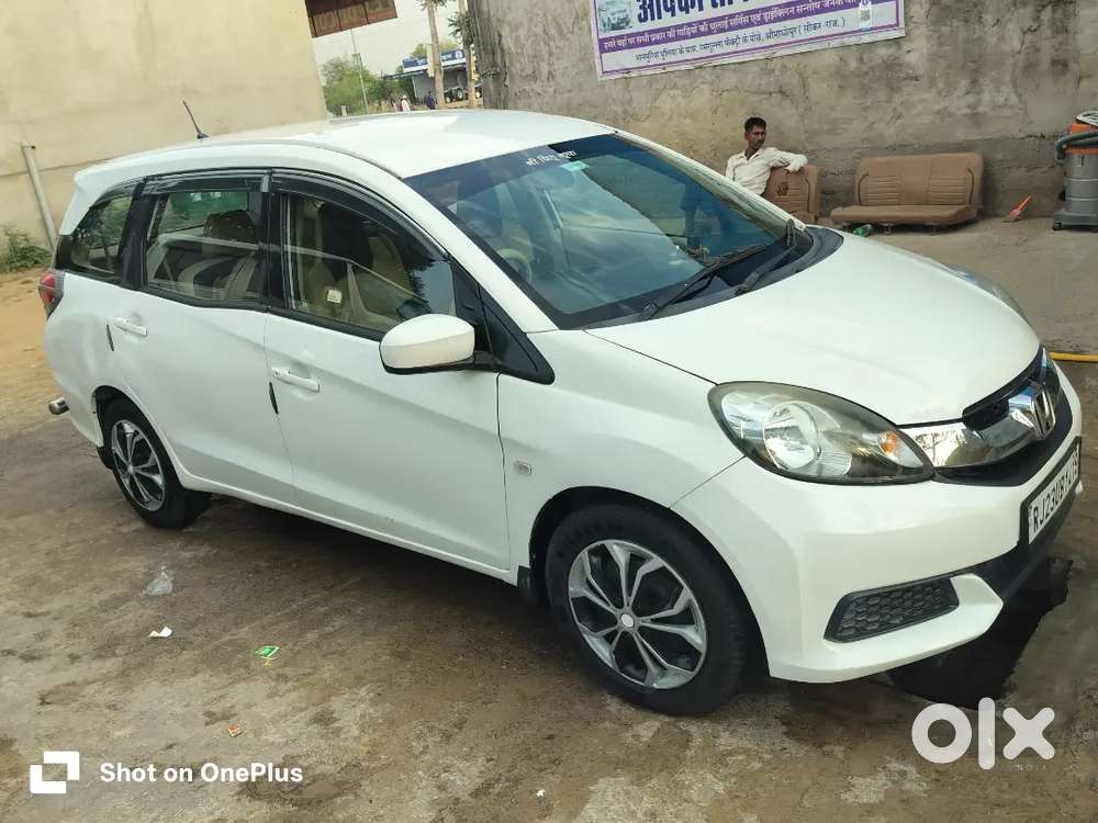 Honda Mobilio 2015 Model