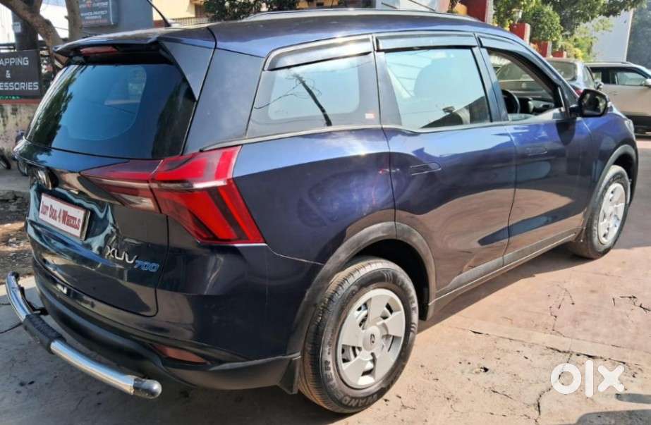 Mahindra Xuv700 2.2 Mx Diesel Mt 5 Str, 2022, Diesel