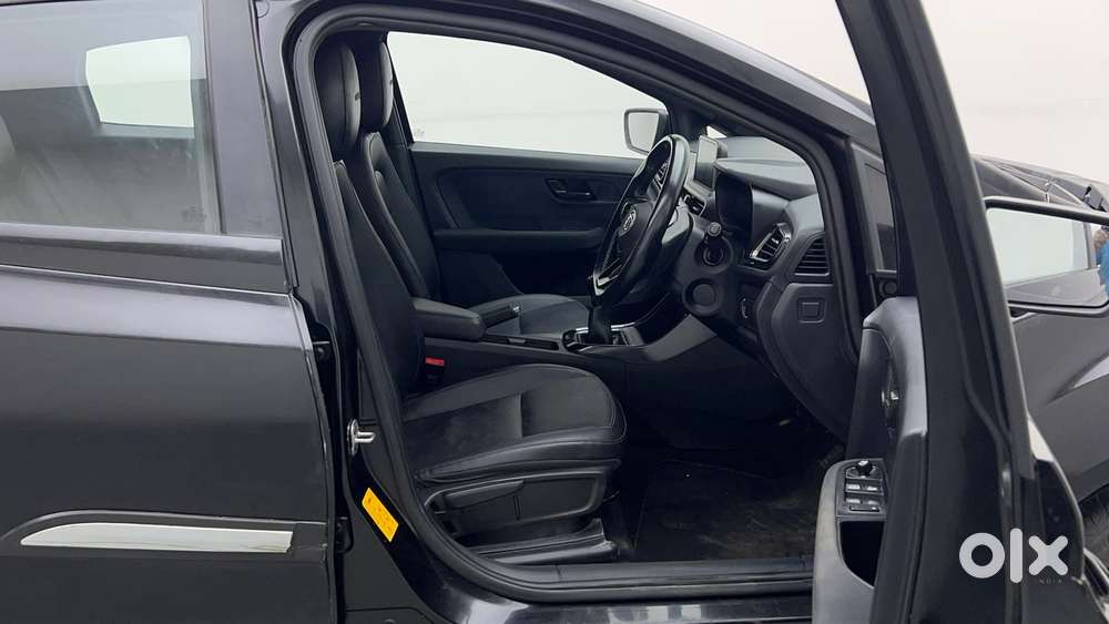 Tata Altroz 1.2 Xz Plus Dark Edition, 2022, Petrol
